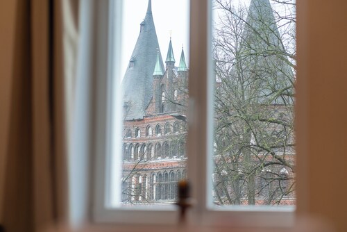 Apartment with Trave view