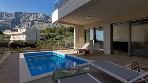 Pool - Apartment DeLux with private pool (Tucepi)