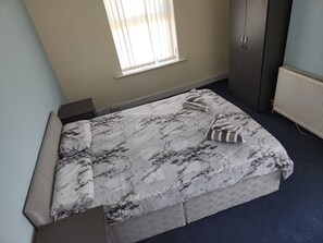 Casa | 5 habitaciones, wifi gratis y ropa de cama 