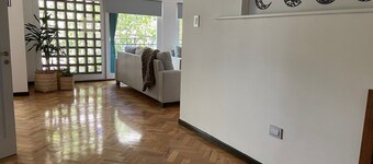 IN THE HEART OF DOWNTOWN MENDOZA. SPACIOUS, EXCLUSIVE AND COMFORTABLE APARTMENT IN MENDOZA. 