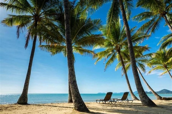 Plage à proximité, sable blanc