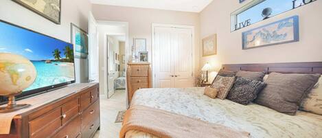 3 bedrooms, desk, iron/ironing board, WiFi