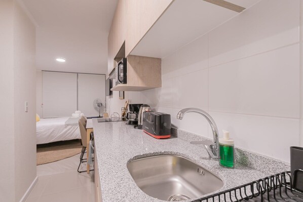 Iron/ironing board, WiFi, bed sheets - Disfruta de lo mejor del Centro en nuestro Studio (Santiago)