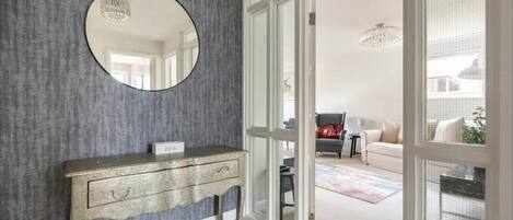 アパートメント | 内装