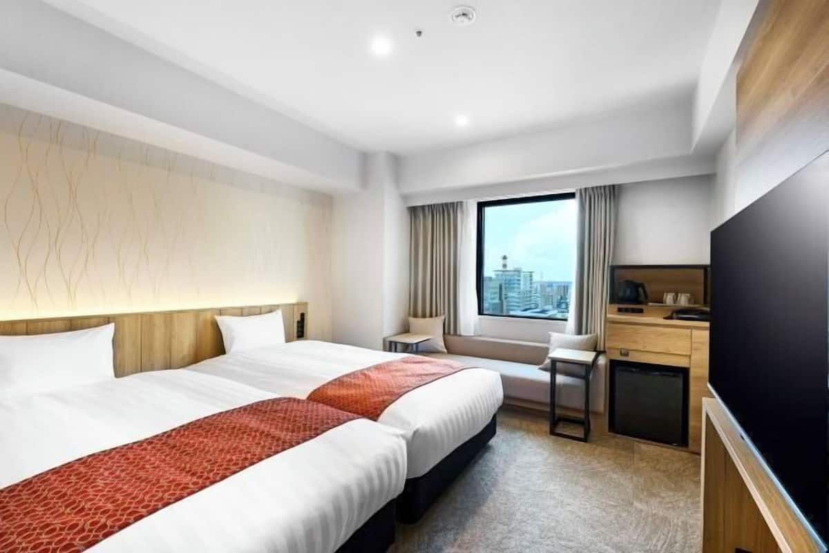 Soundproofing, free WiFi, wheelchair access