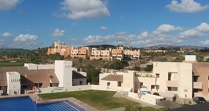 Luxury homes golf y piscina (apta para mascotas)