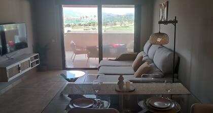 Luxury homes golf and pool (pet friendly)