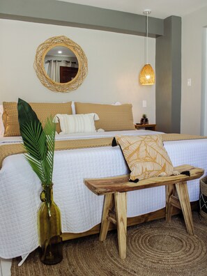 2 bedrooms, iron/ironing board, free WiFi, bed sheets