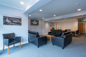 Lounge - Riverside Hotel (Cirencester)