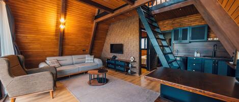 Family Bungalow, 2 Bedrooms, Patio, Lake View | Desk, laptop workspace