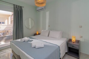 2 habitaciones, escritorio, tabla de planchar con plancha y wifi 