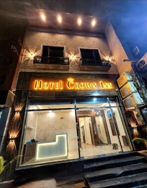 Front of property - Goroomgo Crown Inn Jalandhar (Jalandhar)