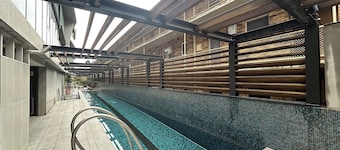 This apartment is a 2 bedroom(s), 2 bathrooms, located in Melbourne, VIC.