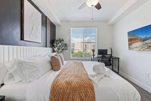 1 bedroom, desk, iron/ironing board, WiFi