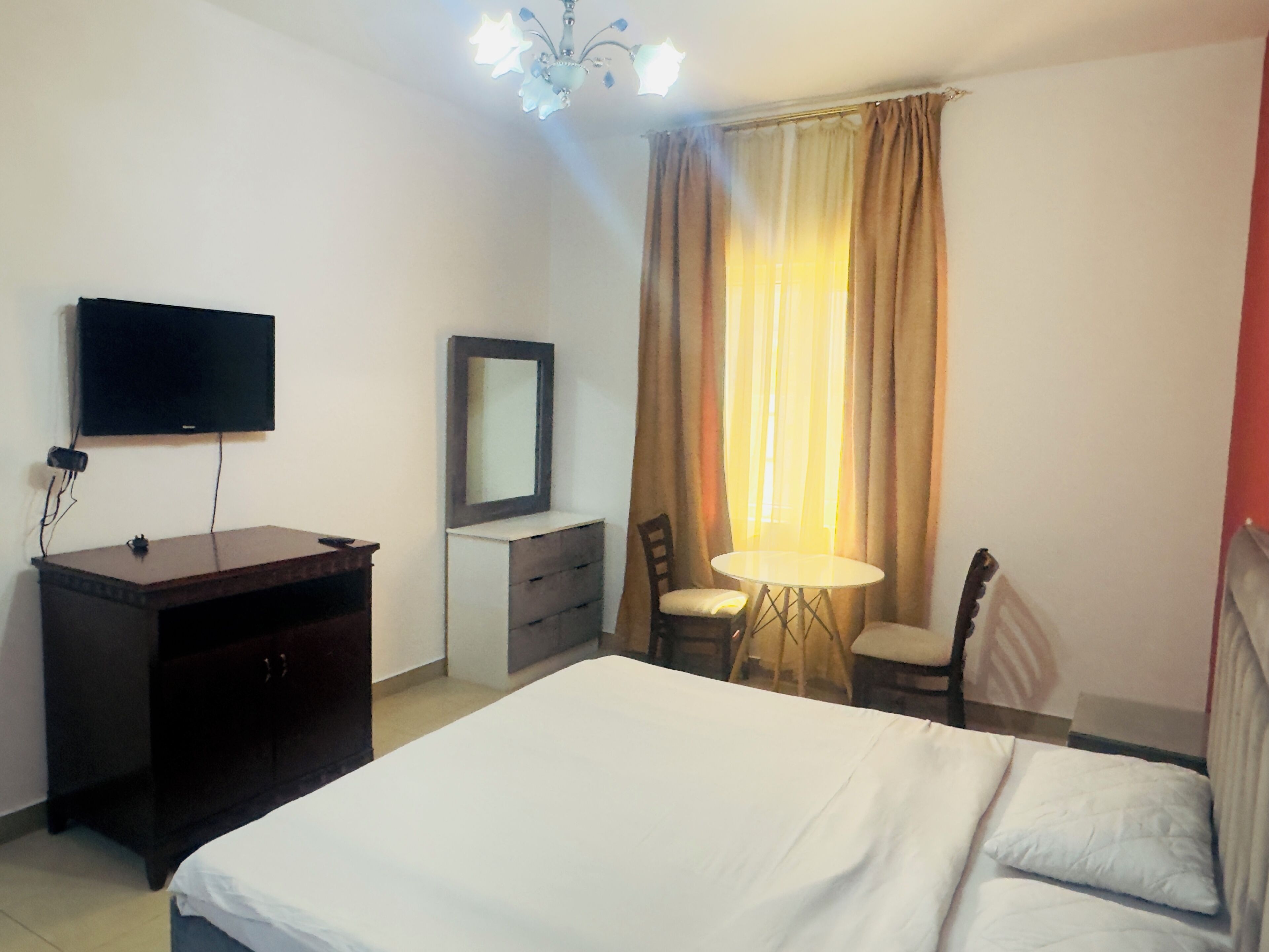 1 bedroom, WiFi, bed sheets