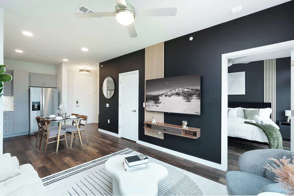 1 dormitorio, tabla de planchar con plancha, cuna de viaje y wifi