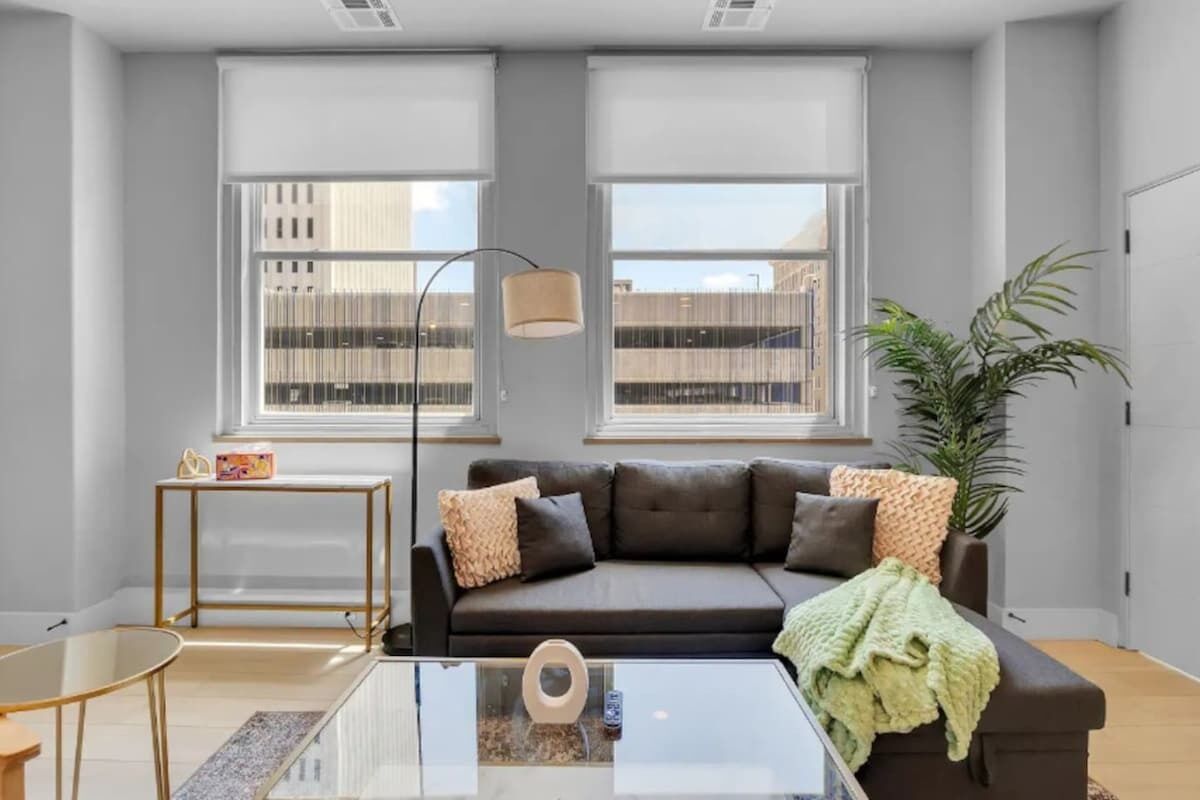 Télévision, espaces bureaux