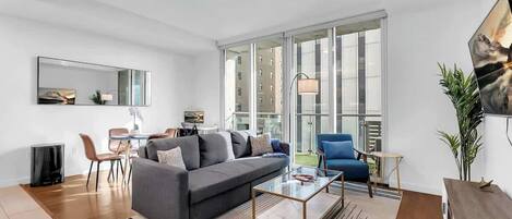 Televisión y oficina