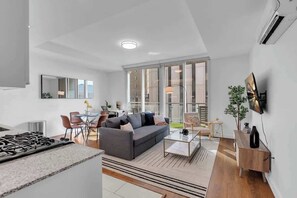 Télévision, espaces bureaux