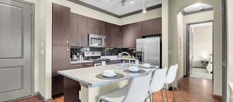 Cozy 2BR Near BOK Center-Gym, Pool, Pet Frndly