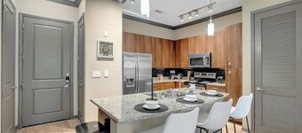 Cozy 2BR Near BOK Center - Gym, Pool, Pet Friendly