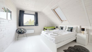 3 habitaciones y espacio para trabajar con laptop 