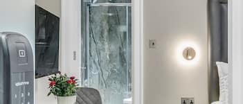 Classic Studio Lower Ground | Zimmerausstattung