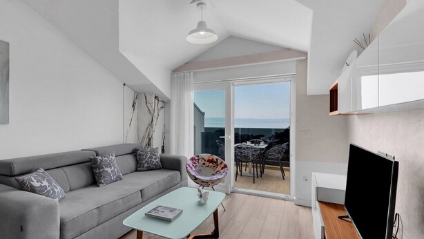 Living area - Brotis - Apartment with sea view (Baska Voda)