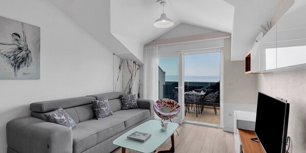 Living area - Brotis - Apartment with sea view (Baska Voda)