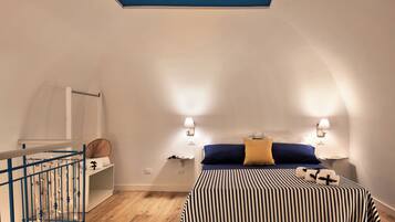 Apartment, Meerblick | 1 Schlafzimmer, Bügeleisen/Bügelbrett, kostenloses WLAN