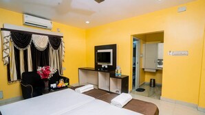 ห้องดีลักซ์ดับเบิล | ห้องน้ำ | ไดร์เป่าผม, ผ้าเช็ดตัว, สบู่, ยาสระผม