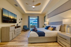 6 bedrooms, iron/ironing board, free WiFi, bed sheets