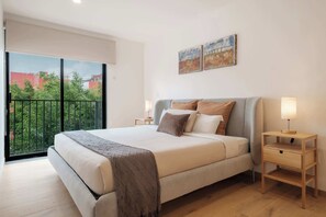 2 bedrooms, desk, iron/ironing board, travel crib