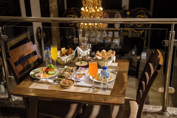 Daily buffet breakfast (SAR 49 per person)