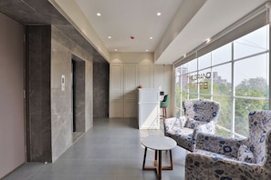 Interior - Hotel The Grand Suites (Ahmedabad)