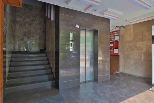 Exterior - Hotel The Grand Suites (Ahmedabad)