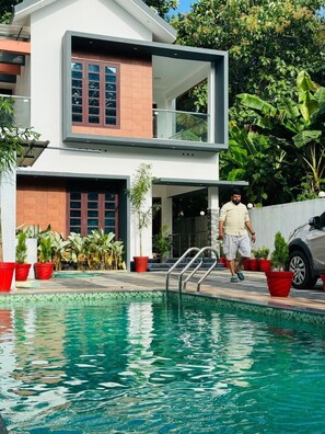 Fachada da propriedade