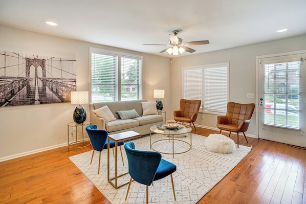 House (2 Bedrooms) | Interior