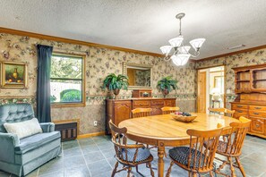 House (3 Bedrooms) | Interior - Pensacola Home ~ 13 Mi to Perdido Bay! (Pensacola)