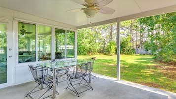 Rumah (4 Bedrooms) | Bagian depan properti