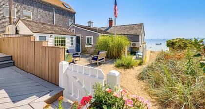 Steps to Commercial St! Lofted Provincetown Gem