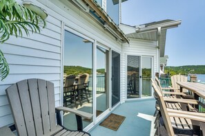 Apartment (3 Bedrooms) | Interior - Lakefront Camdenton Condo Near Ha Ha Tonka (Camdenton)