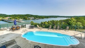 Apartment (3 Bedrooms) | Interior - Lakefront Camdenton Condo Near Ha Ha Tonka (Camdenton)