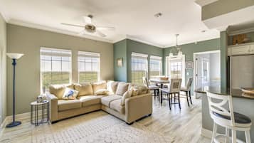 Apartment (2 Bedrooms) | Front of property