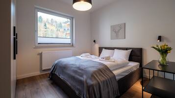 Apartment (2B) | 1 bedroom, individually decorated, individually furnished