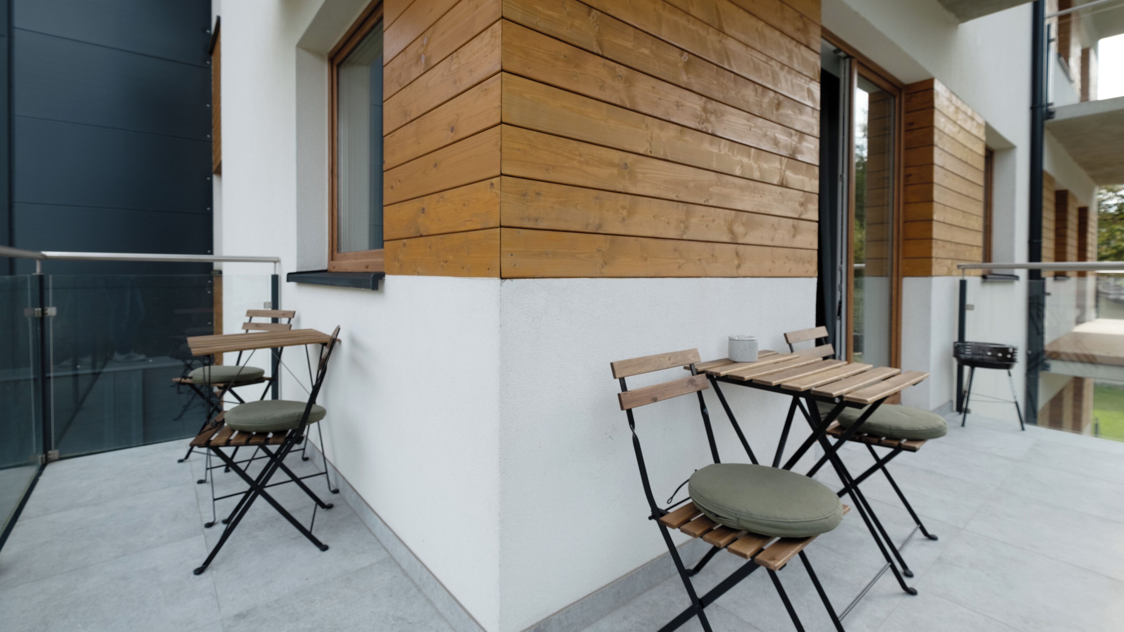 公寓 (B7) | 阳台