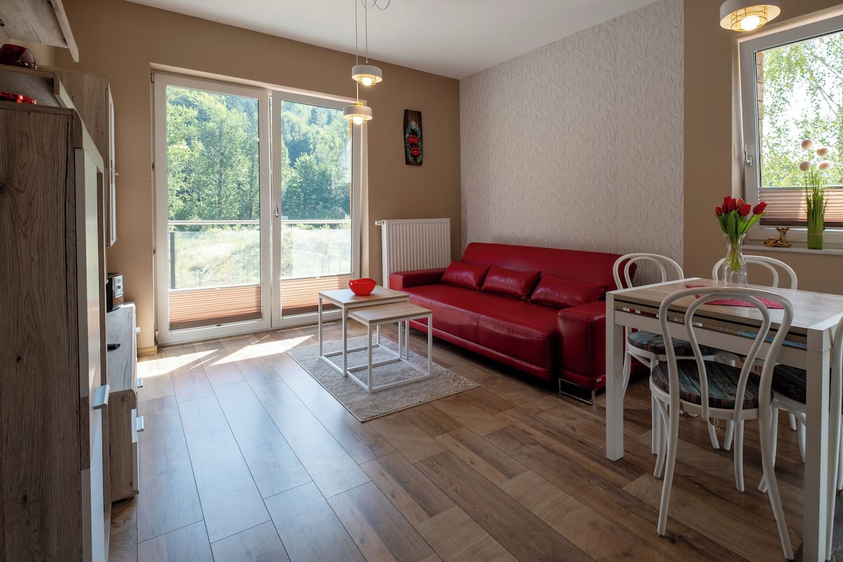 Apartament (5C) | Aire de séjour | Téléviseur à écran plat