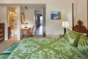 Individually decorated, individually furnished, iron/ironing board - The Cliffs Condos (Princeville)