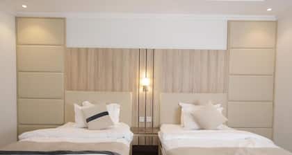 NARS Plus Al Basateen