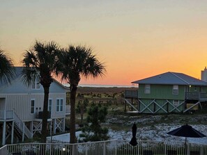 Property grounds - Sunsets and Palms Sum (Gulf Shores)